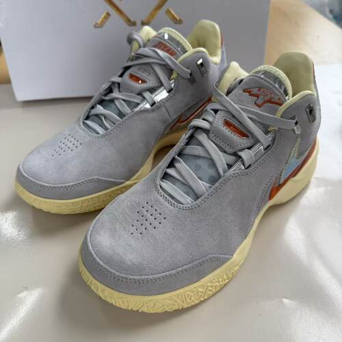 NIKE耐克OUTLETS LEBRON詹姆斯男子实战篮球鞋抗扭缓震FV1305