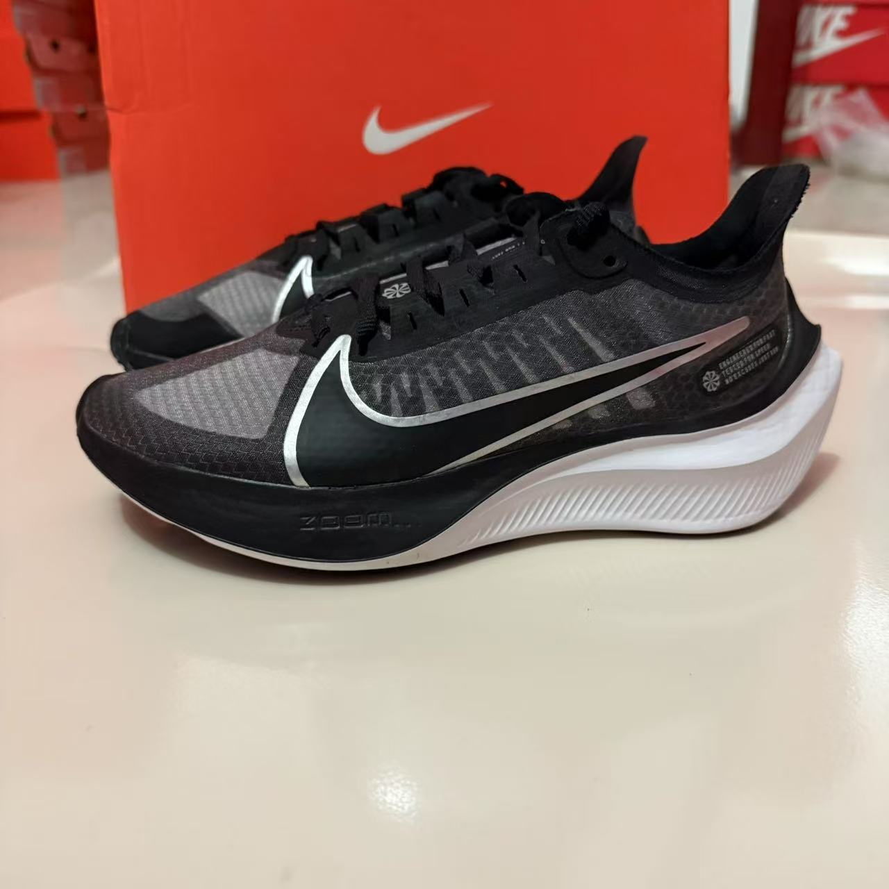 Nike/耐克 ZOOM GRAVITY 女子休闲运动训练跑步鞋BQ3203-002