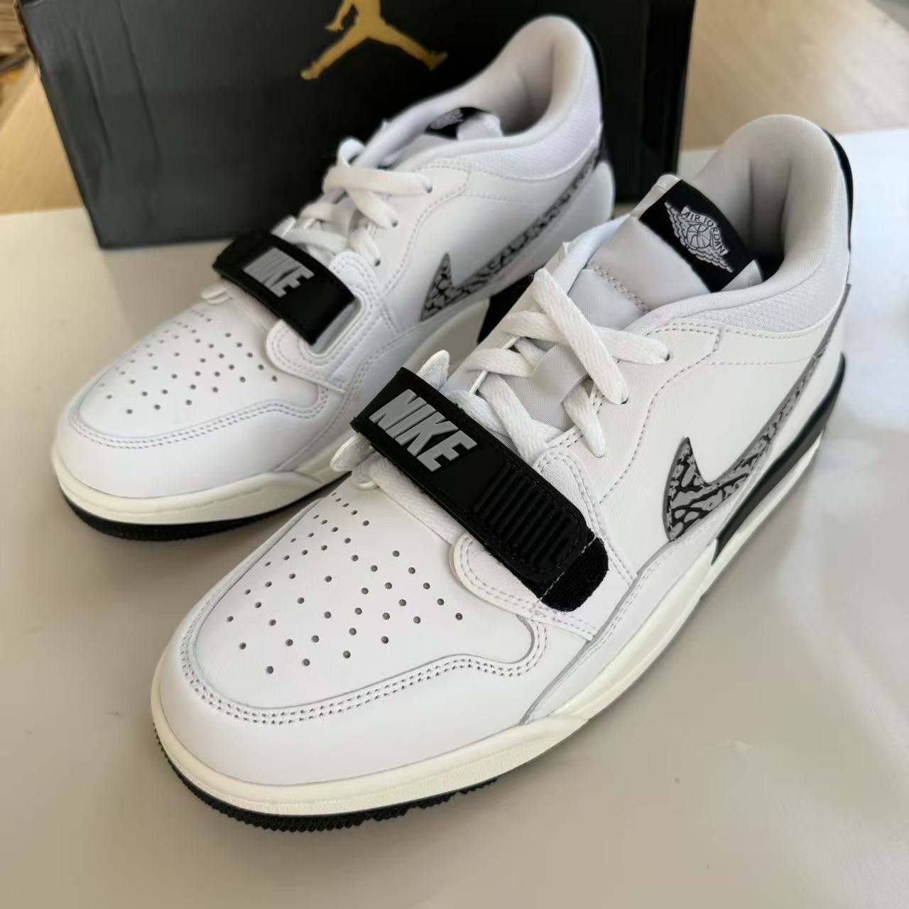 Jordan Legacy 312 Low AJ白黑爆裂纹低帮复古篮球鞋 CD7069-110