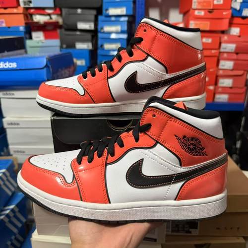 Air Jordan 1 Mid AJ1二次元 扣碎篮球鞋 DD6834-802 BQ6931-802
