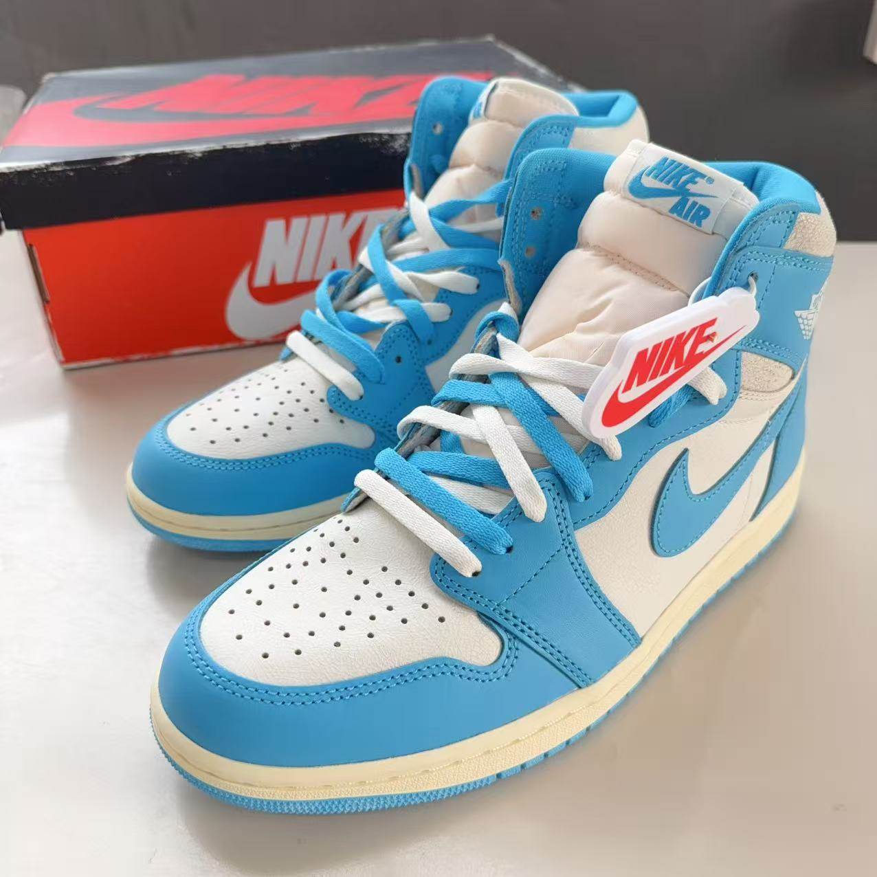 Air Jordan 1 UNC AJ1耐克北卡蓝高帮复古蓝白色篮球鞋DZ5485-402