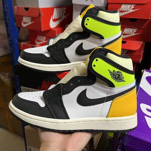 Air Jordan 1 AJ1 乔1 高帮 黑黄脚趾 荧光绿 白橙柠檬555088-118