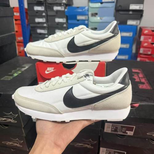 NIKE DAYBREAK 女子华夫经典复古低帮运动休闲鞋 CK2351-111