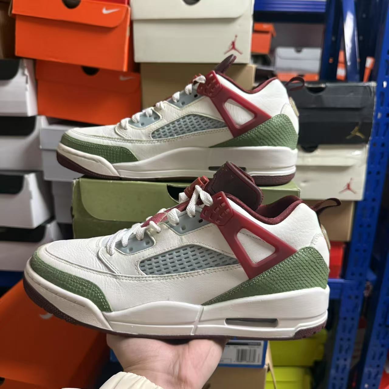 Air Jordan Spizike Low 龙年限定耐磨低帮复古篮球鞋 FJ6372-100