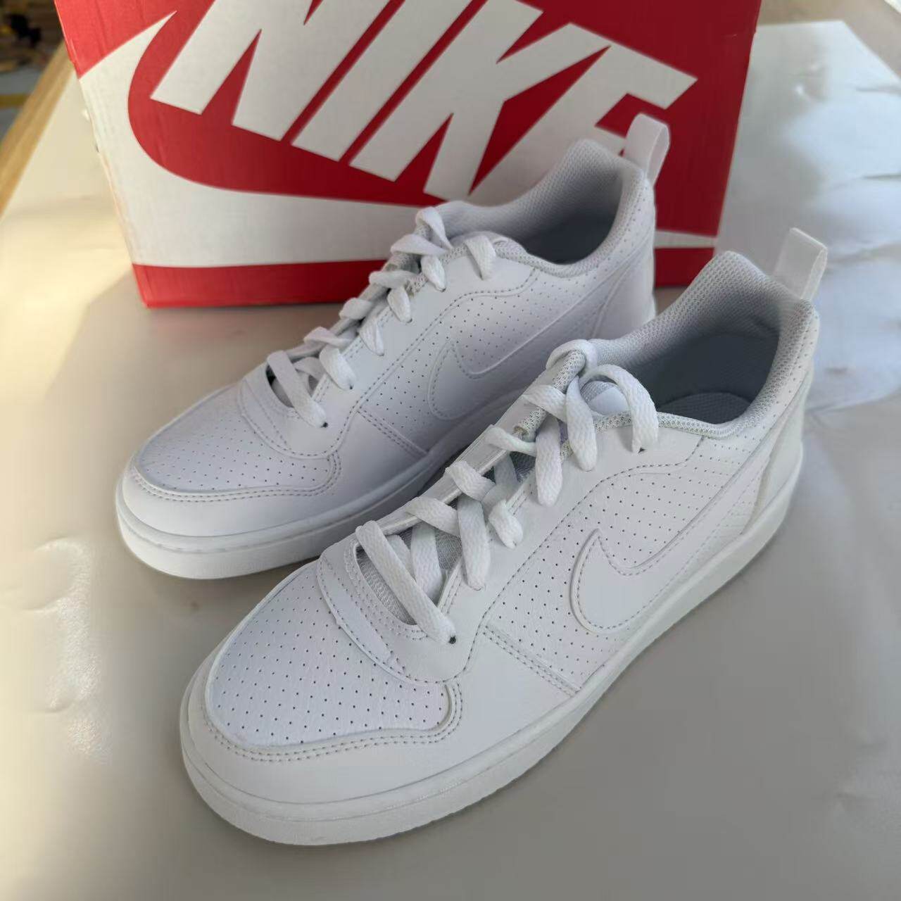 Nike Court Borough 舒适透气 防滑耐磨 防水耐穿 板鞋AV3171-100