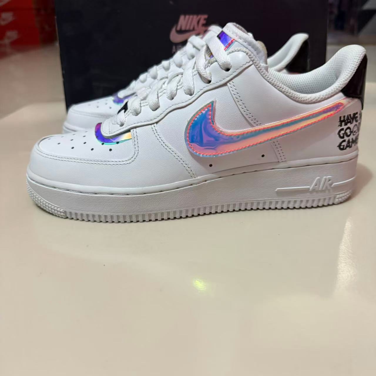 Nike Air Force 1 AF1耐克男镭射电玩像素低帮休闲板鞋DC0710-191
