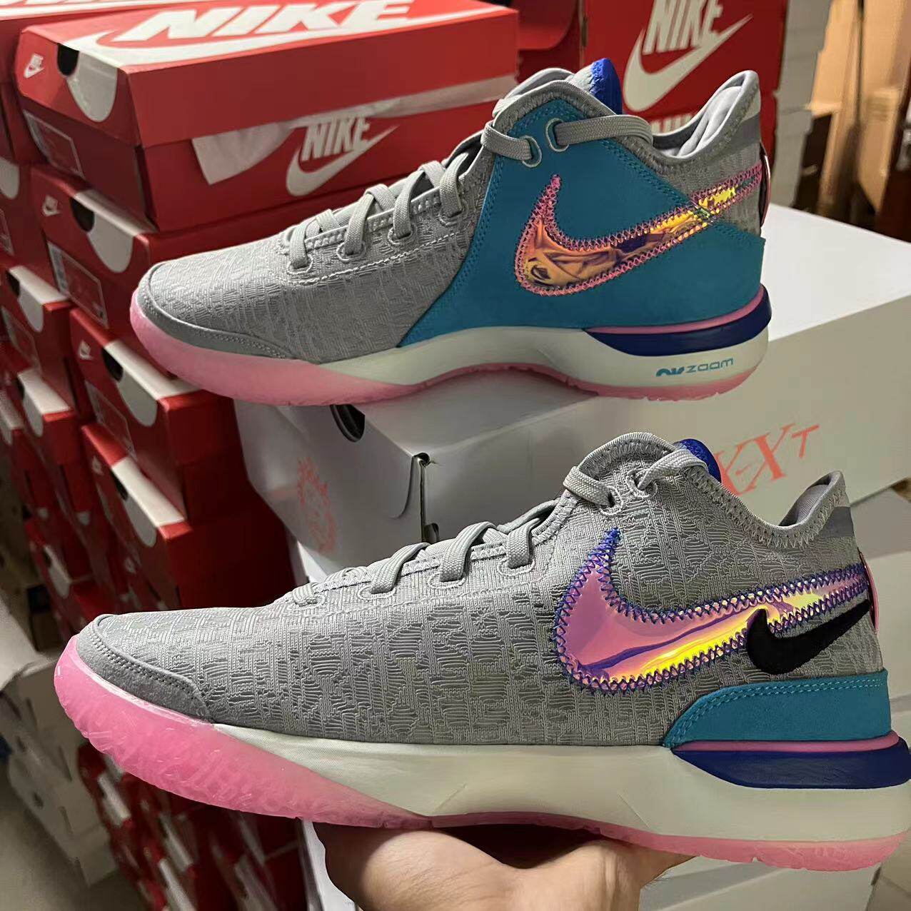 Nike Zoom LeBronNXXT詹姆斯男中帮实战减震防滑篮球鞋DR8788-002