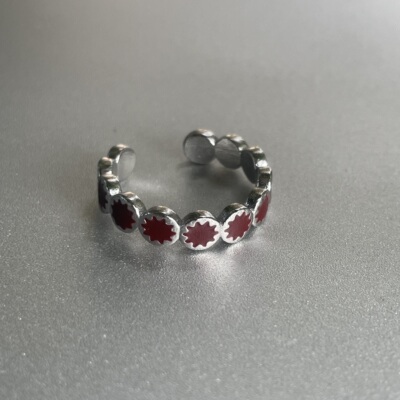 神秘图腾。多芒星图案红咖银撞色戒指开口设计简约时髦个性高级