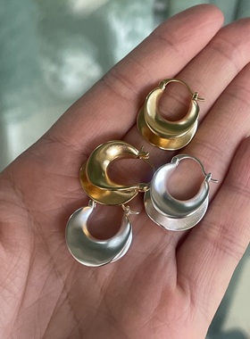 复古手提包。哑光金银色双层设计简约耳扣日系简约小众文艺高级感