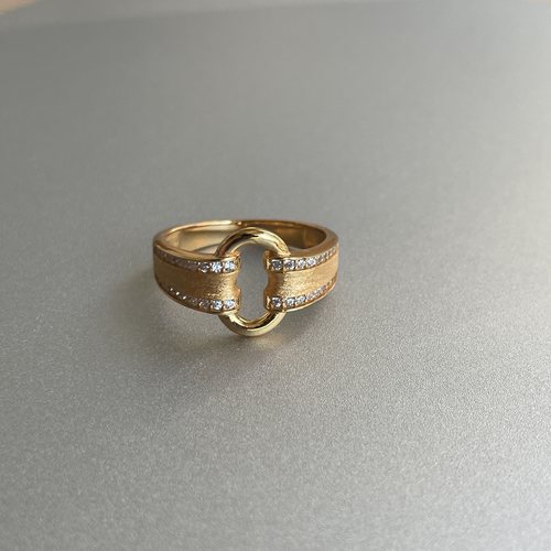 丝丝入扣。S925纯银镀金意大利中古风格拉丝工艺戒指闪亮锆石精致