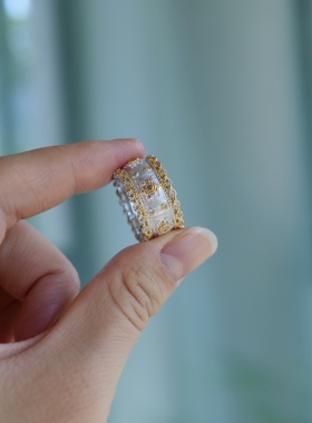 宫廷戏码。S925纯银镀金撞色蕾丝锆石星闪意大利拉丝工艺戒指精致