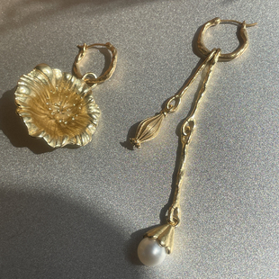 野蛮生长 不对称设计罂粟花朵珍珠长耳饰复古质感小众设计时髦