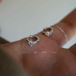 小花~mini耳扣 S925银耳圈镀14K金四叶花耳骨圈耳钉养耳免摘低位