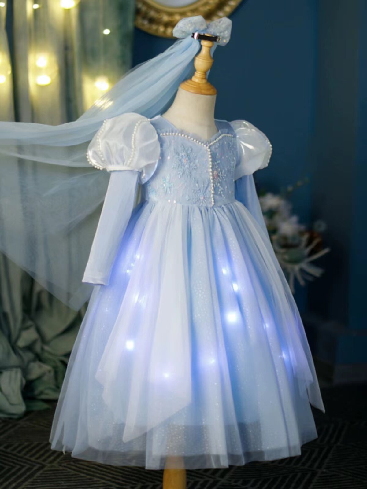 冰雪奇缘爱莎公主裙女童连衣裙儿童发光艾莎高端礼服长裙秋季新款