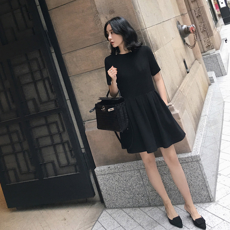 欧洲站2024夏装新款女装初恋收腰显瘦小黑裙港风甜美洋气连衣裙女