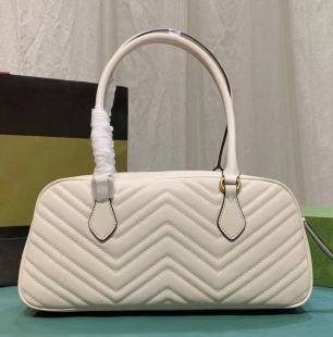 Leather handbag真皮手提包女斜挎包单肩腋下背包 bag