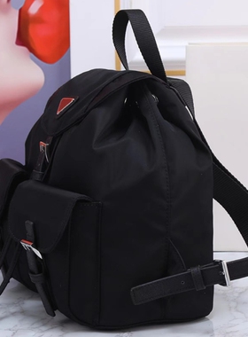 新款黑色新品双肩包背包女休闲旅行手袋bag handbag