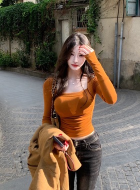 Fart Shop小漫秋曲 含胸垫方领T恤女秋冬收腰短款褶皱基础打底衫