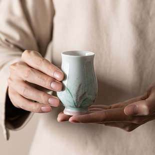 釉下彩手绘芦苇陶瓷品茗杯高足茶杯曼妙主人杯家用茶室文人单杯