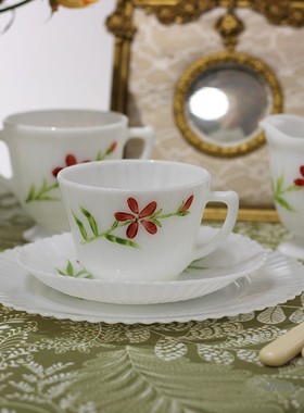 中古美国Macbeth Evans手绘花朵白色奶玻璃咖啡杯碟甜品盘下午茶