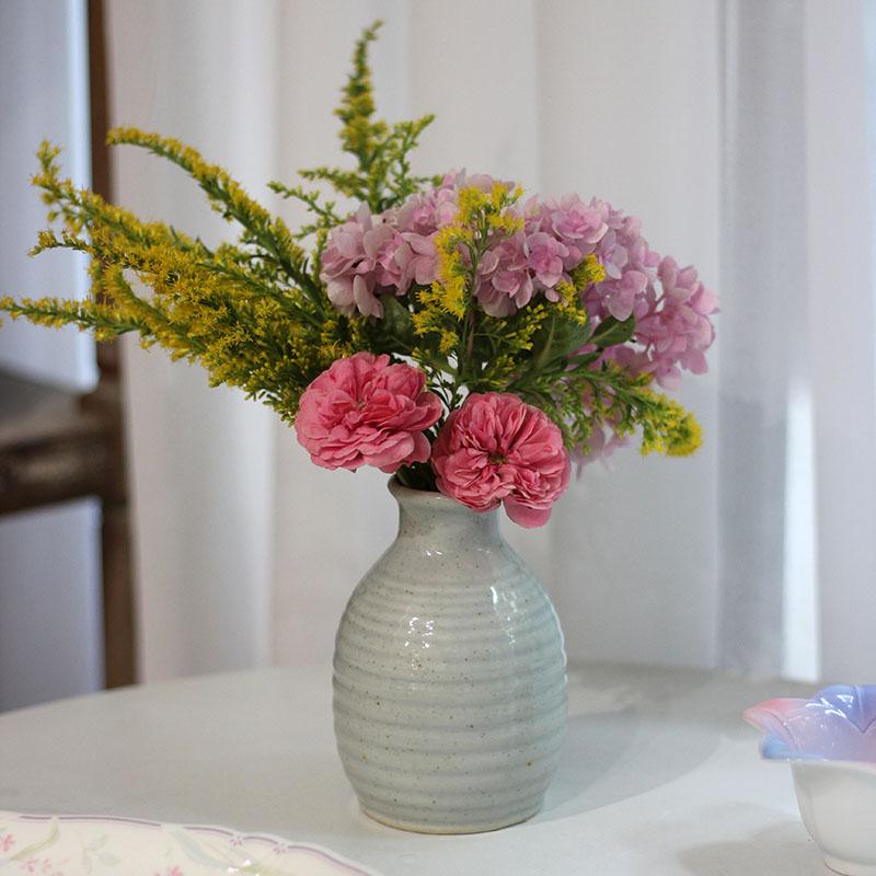 日本陶瓷螺纹小花瓶花器摆件寂风