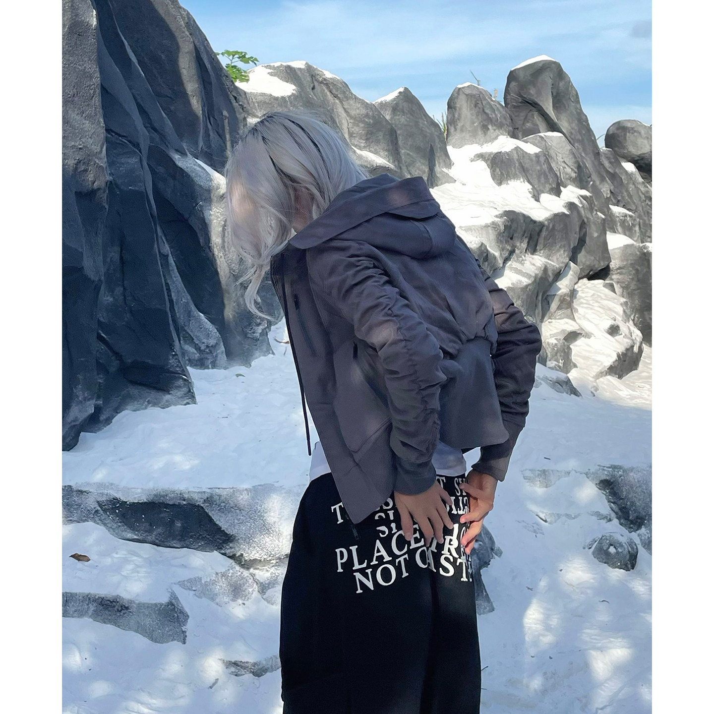 小众设计感褶皱长袖连帽夹克