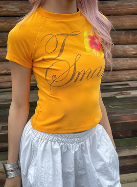 YAMMYUKI美式辣妹字母花朵印花短袖T恤女夏修身显瘦正肩短款上衣