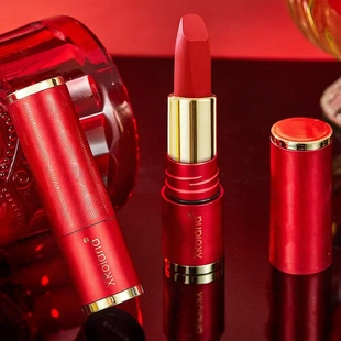 XRoland雾感柔情不沾杯口红 贴合唇部易上妆双唇柔嫩丝滑带黄黑皮