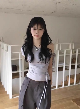 首尔印象韩代 26ss modimood 纯欲系带收腰不规则露肩修身T恤女