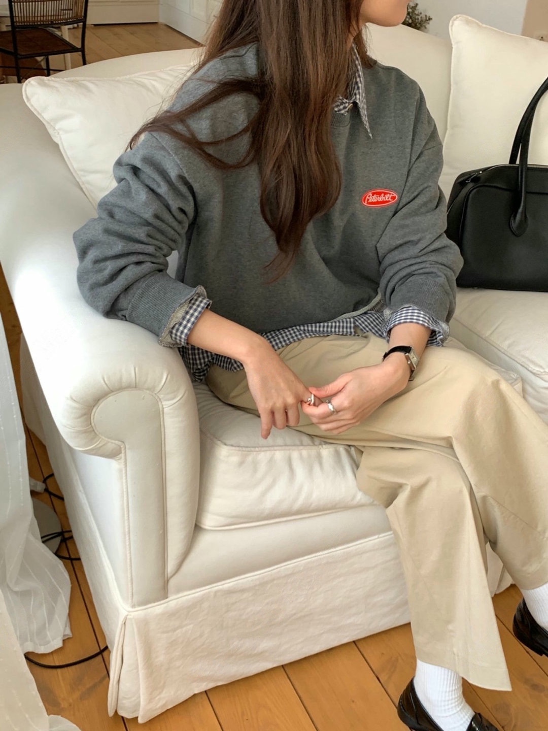 直邮 VOLANT 25fw 学院风减龄小标圆领短款套头卫衣女秋季新款