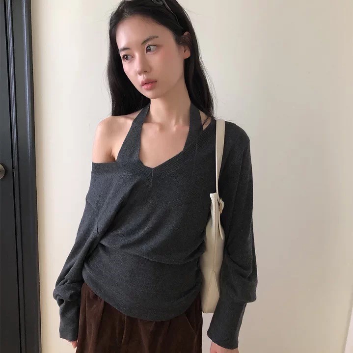 首尔印象韩代 26fw 东大门baby酱挂脖吊带两件宽松V领套头针织衫