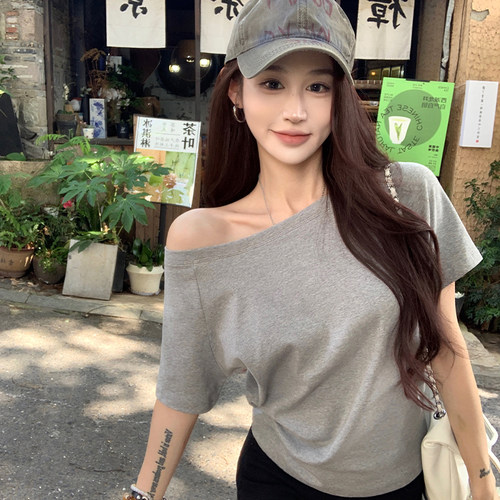 SUNONEONE 慵懒露肩T恤女春季新款灰色斜肩一字肩设计感短袖上衣