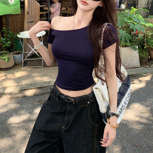 iiiamX藏青色斜肩短袖t恤女2026夏季新款设计感修身露肩短款上衣