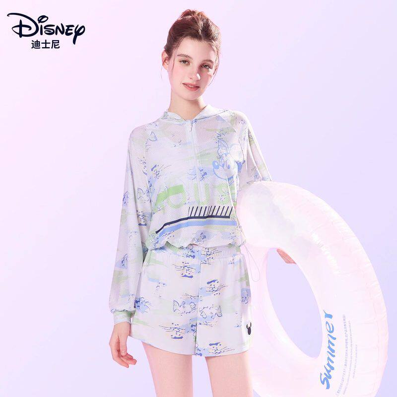 迪士尼泳衣女2026新款海边度假三件套罩衫分体保守防晒沙滩泳装女