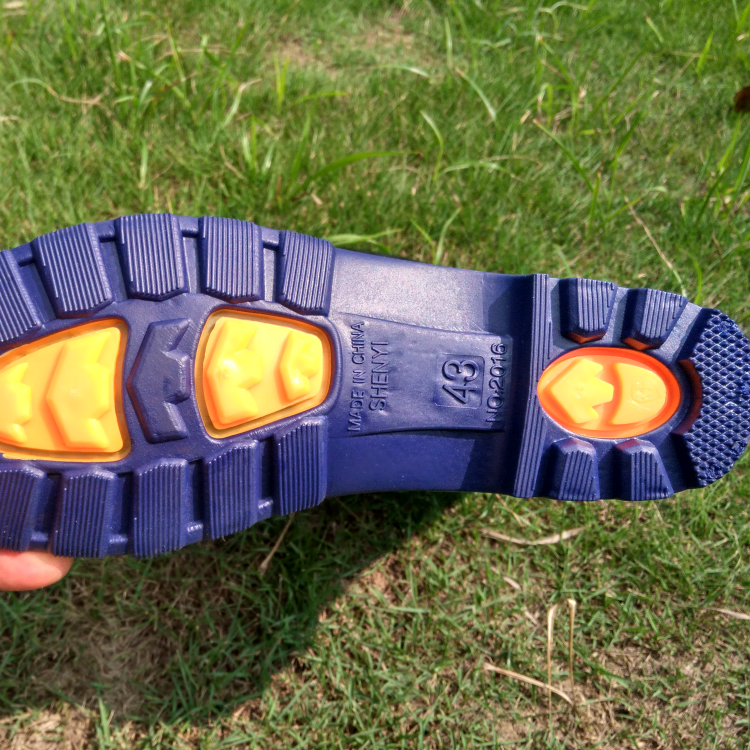 Chaussures - bottes caoutchouc homme pour hiver - Ref 962453 Image 5