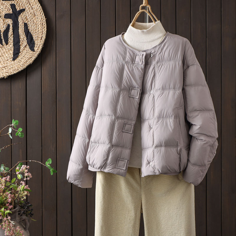 圆领90白鸭绒轻薄羽绒服短外套女