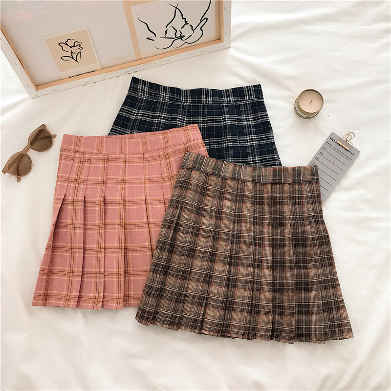 Real shooting new year's Plaid pleated skirt