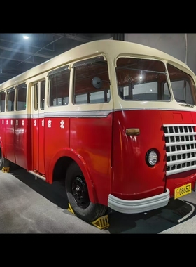 网红打卡道具大型复古汽车模型