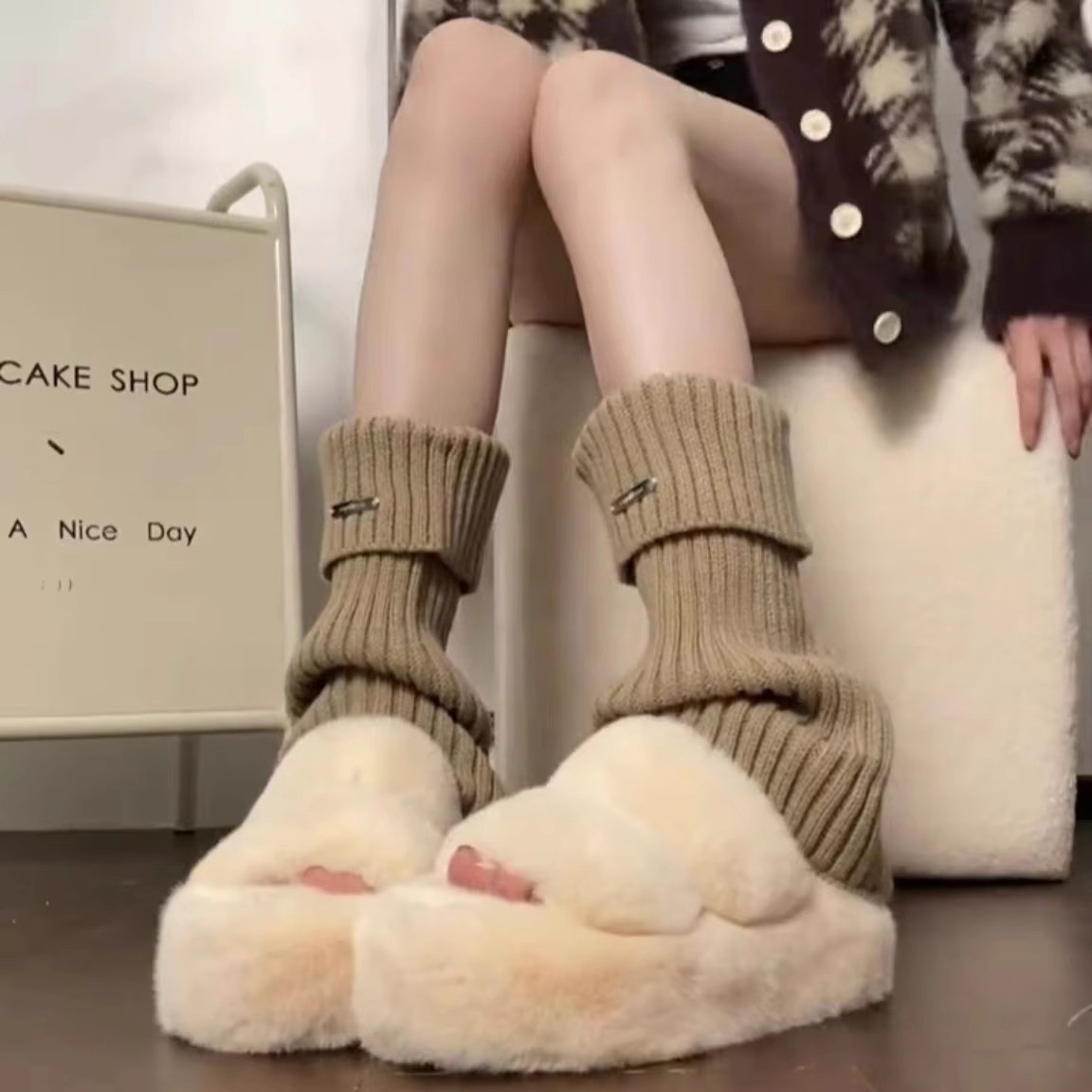 2023秋冬款y2k金属标短袜套女秋季堆堆袜jk辣妹针织腿套小腿袜子