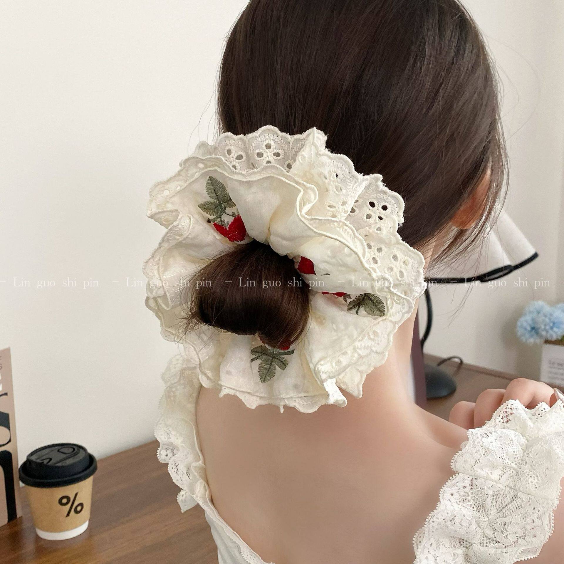 甜美刺绣樱桃四层蕾丝大肠发圈女感头绳方巾发绳丸子头花发绳