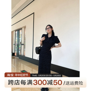 王少女 复古印花收腰显瘦裙子 针织连衣裙2024夏季 店黑色翻领短袖