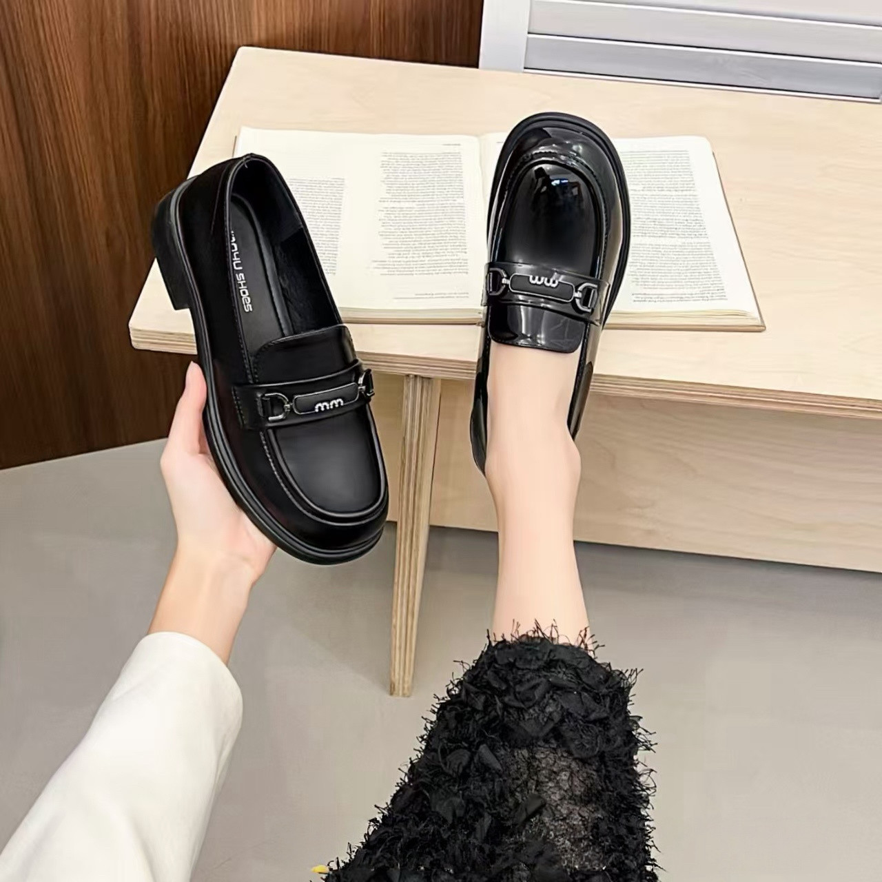 职业工作小皮鞋女一脚蹬懒人鞋春季单鞋软底防滑女鞋舒适乐福鞋子