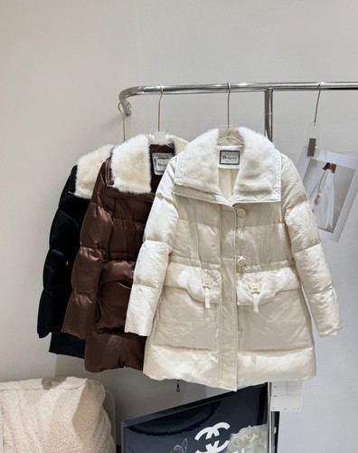 欧洲站2025冬季新款Dong.one洋气拼水貂毛中长款蝴蝶扣羽绒服8042