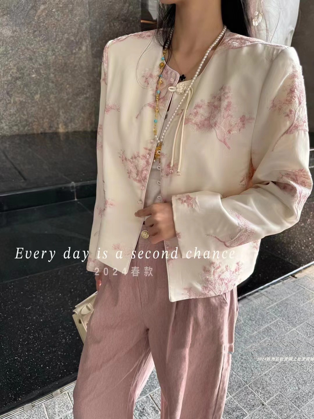 南油欧货2024秋款V+.COM中式印花盘扣短外套小个子气质上衣28083