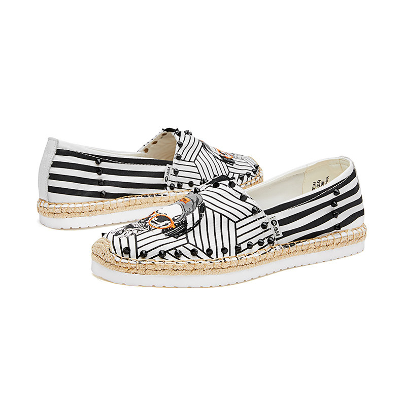 专柜玛丽正品春夏新品设计师条纹图腾休闲铆钉套脚帆布男鞋57300M