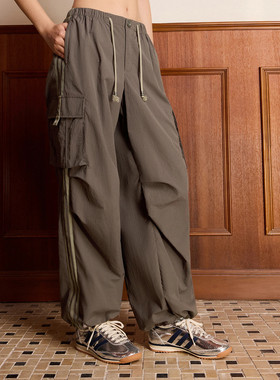 adidas阿迪达斯三叶草工装风降落伞运动女梭织长裤KV6897/KV6898