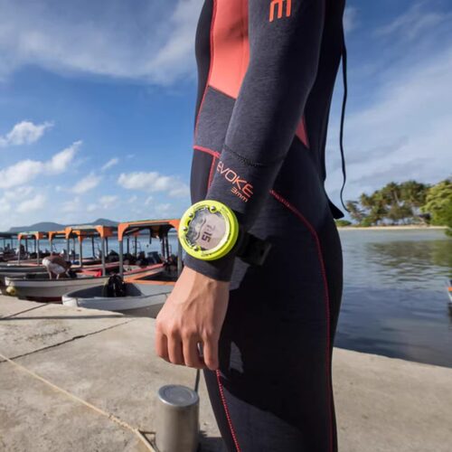 颂拓SUUNTO ZOOP NOVO水肺潜水电脑表空气高氧深度仪表运动手表