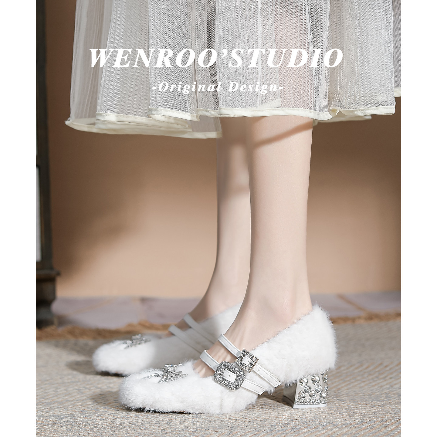 法式甜美方头水钻粗跟玛丽珍毛毛鞋女2025秋冬新款白色浅口高跟鞋