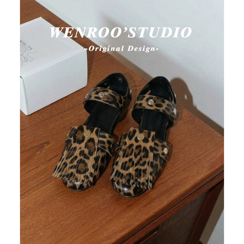 复古豹纹扣带中空玛丽珍鞋女夏季