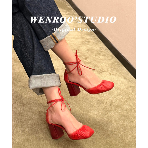 红色性感褶皱绑带时装凉鞋女粗跟2026夏季新款法式绝美浅口高跟鞋 - 封面